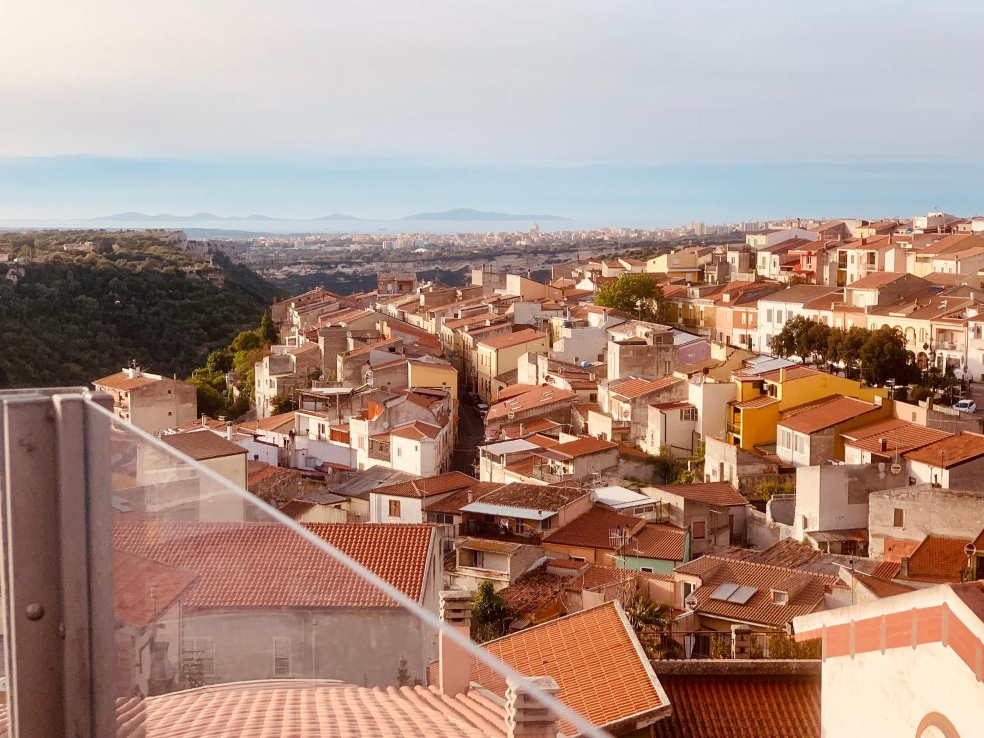 Villetta Panoramica Con Giardino Ossi Екстериор снимка